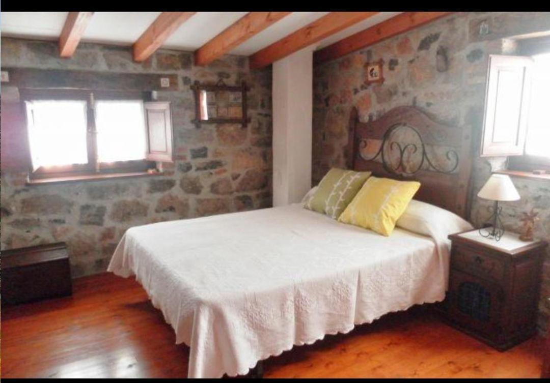 Casa Rural El Cotu En Кангас-де-Онис Экстерьер фото