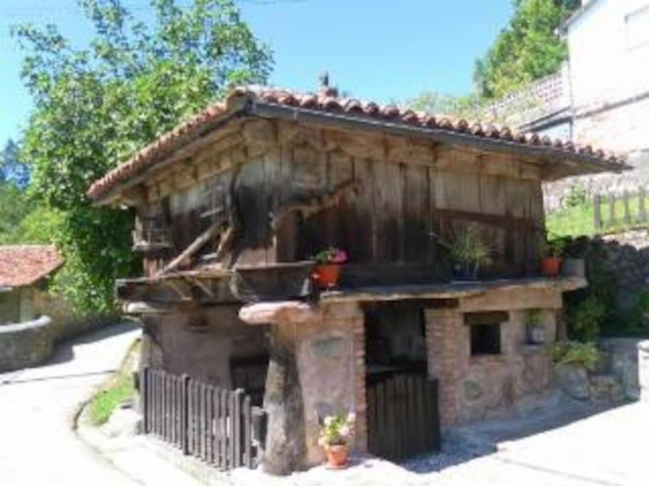 Casa Rural El Cotu En Кангас-де-Онис Экстерьер фото